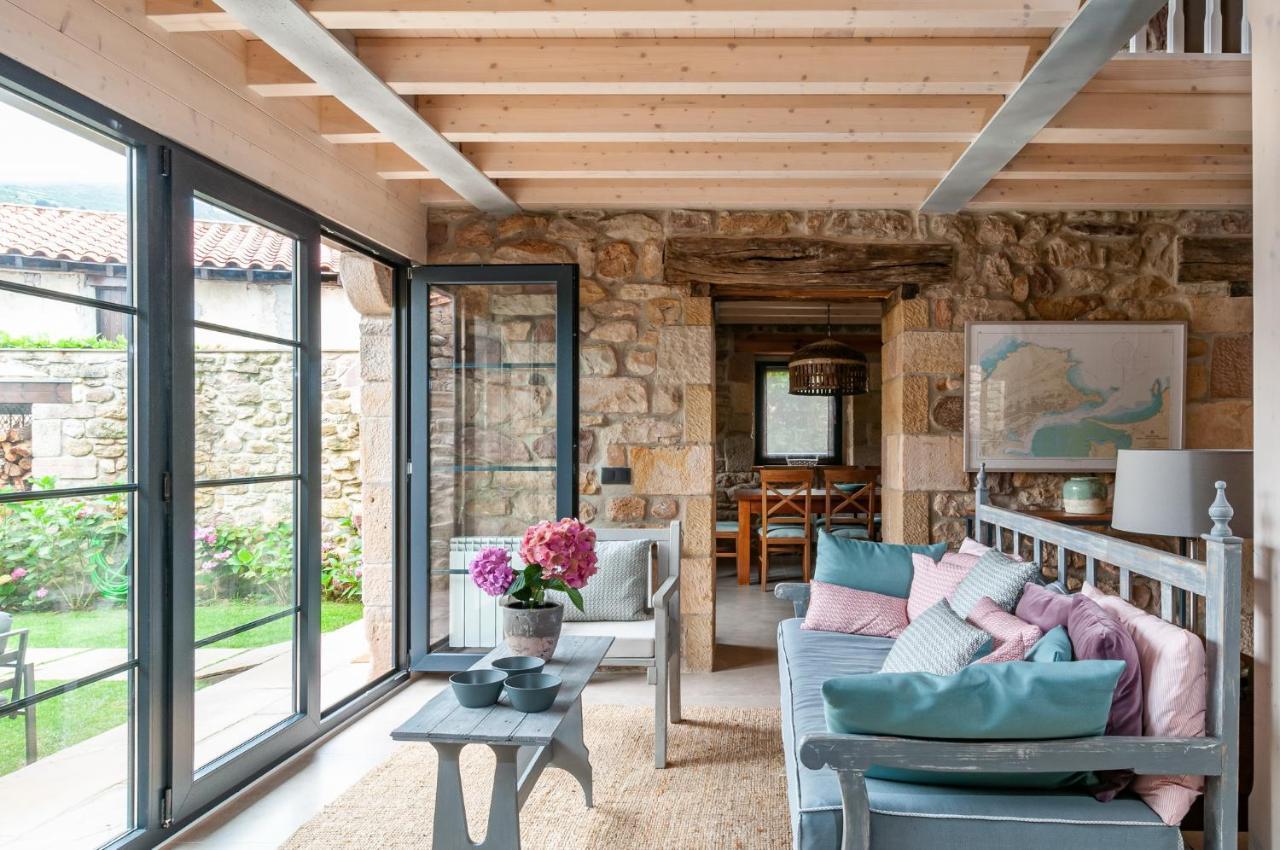 La Casa De Piedra Holiday home *